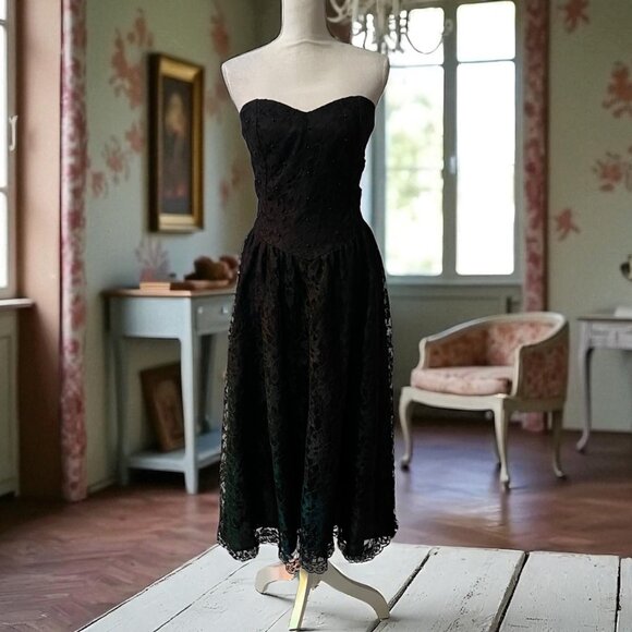 vintage Dresses & Skirts - 80s Black Lace Vampire Chic Gothic Romantic Sweetheart Midi Cocktail Dress 6